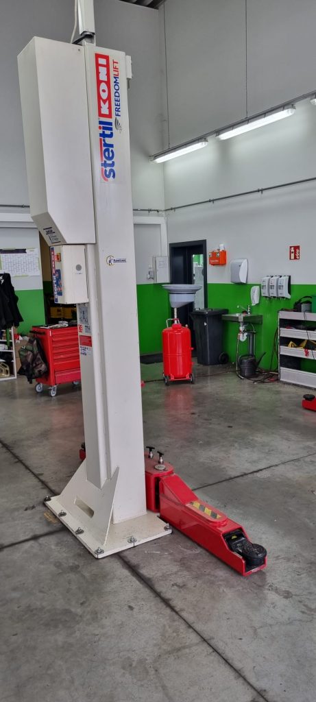 Auto Kastner Gerätenbörse Stertil-Koni SK 2070 33