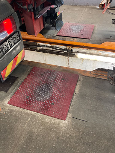 Auto Kastner Gerätebörse 2 x Maha Bremsenprüfstand LKW Type IW7/2E