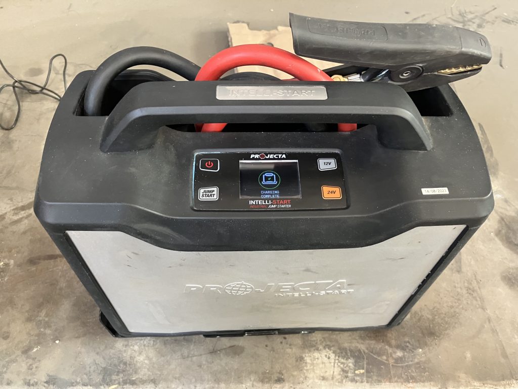 Auto Kastner Startbooster 12/24 V – mit patentierter RRT-Technologie