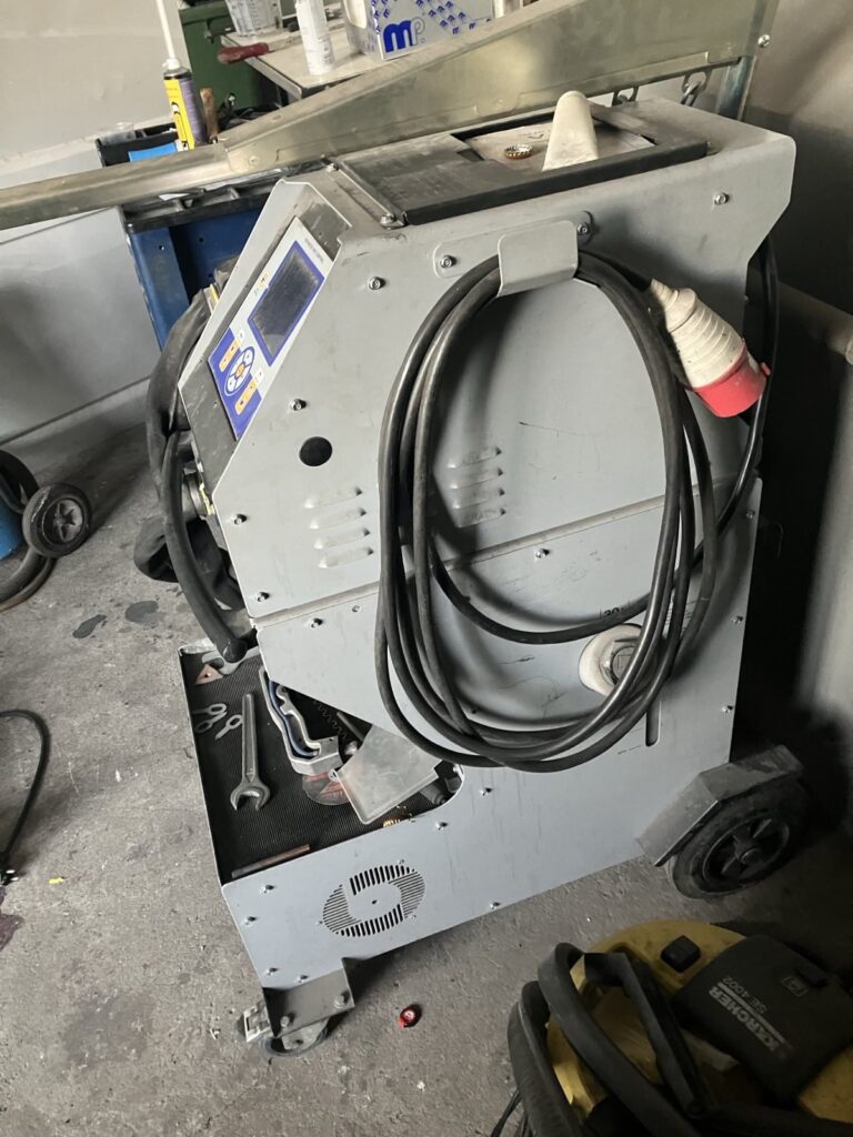 Schweißgerät VAS 821 101