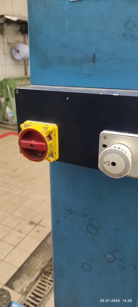 Auto Kastner Gerätenbörse - Säulenhebebühne