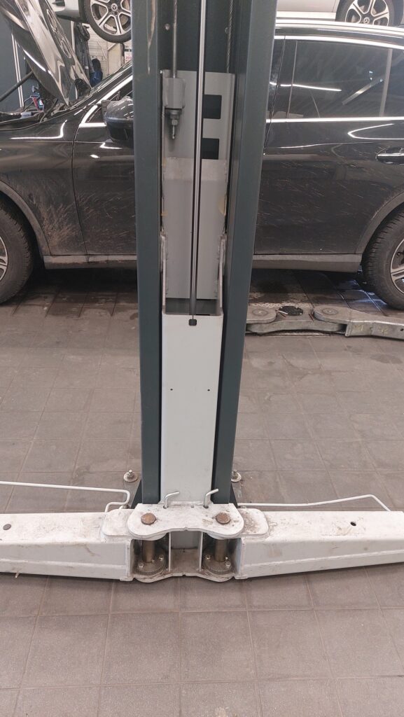 Auto Kastner Gerätebörse - Hebe Bühne